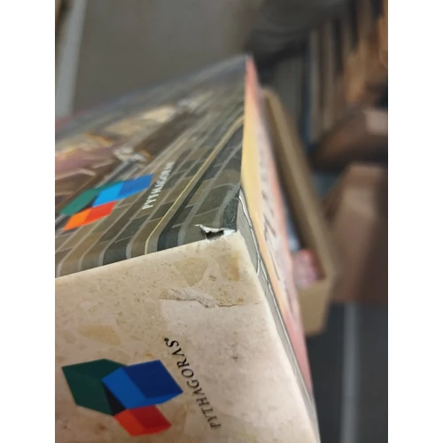 Moesteiro - sérült dobozos