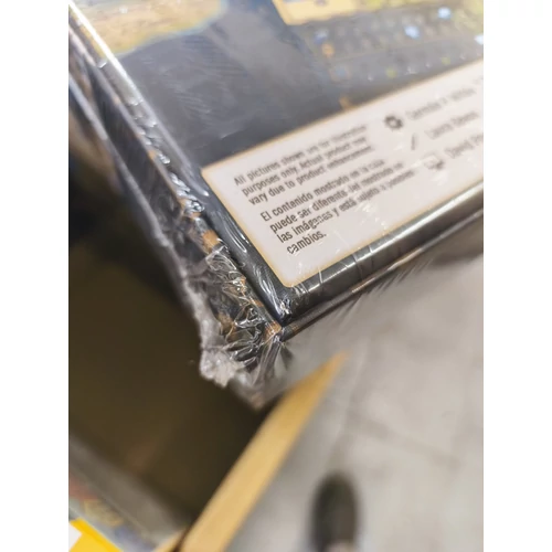 Men-Nefer (angol/nyomdai magyar szabállyal) - sérült dobozos