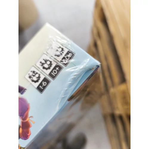 Golden Cup (angol) - sérült dobozos