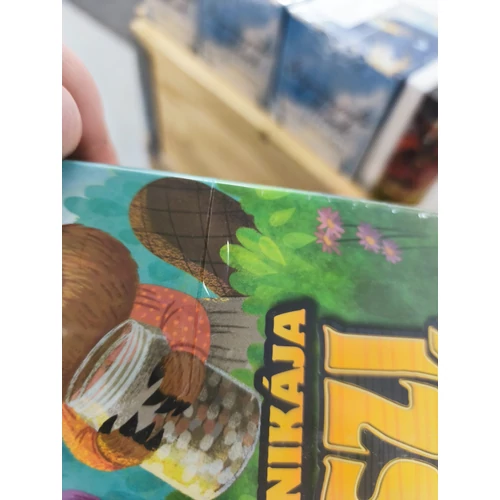 Juharvölgy krónikája: Tavaszi karnevál - sérült dobozos