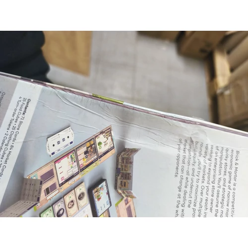 Brick & Mortar (angol) - sérült dobozos